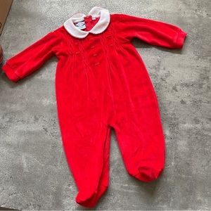 🎄 Red Christmas footed onesie 9 mo
